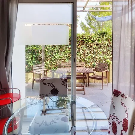 Urgel Villa *